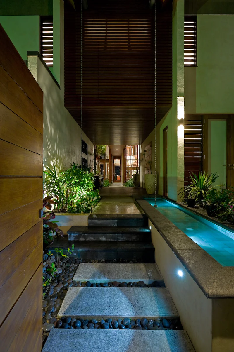 SVR Open Air Walkway Water Feature Courtyard.jpg