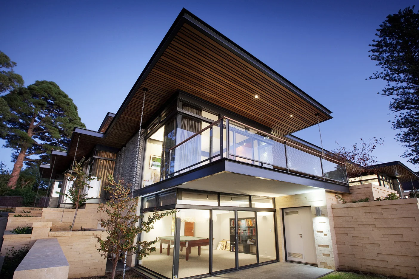  Awards:   Winner - 2012 New build Residence  Master Builders WA Awards 2011   Short listed  Australian Institute of Architects State Awards 2011    Featured in:  2012 Trends Magazine Bathroom Edition Vol 28, No. 6  2012 Vogue Living Australia May/Ju