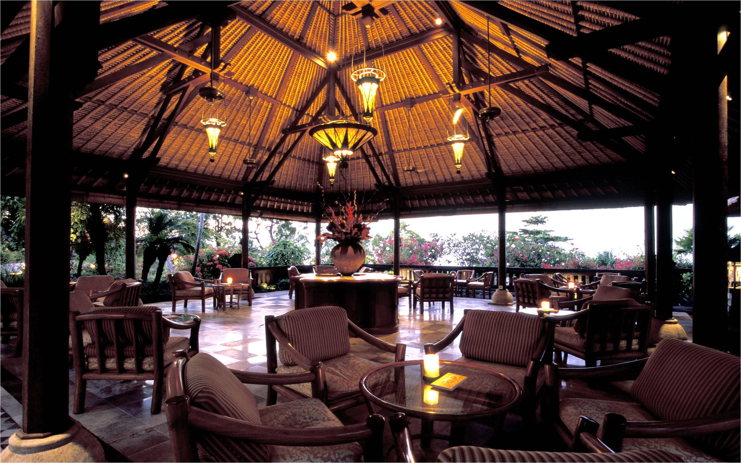 Four Seasons Resort Bali Open Air Lounge Pavilion Ocean View.jpg