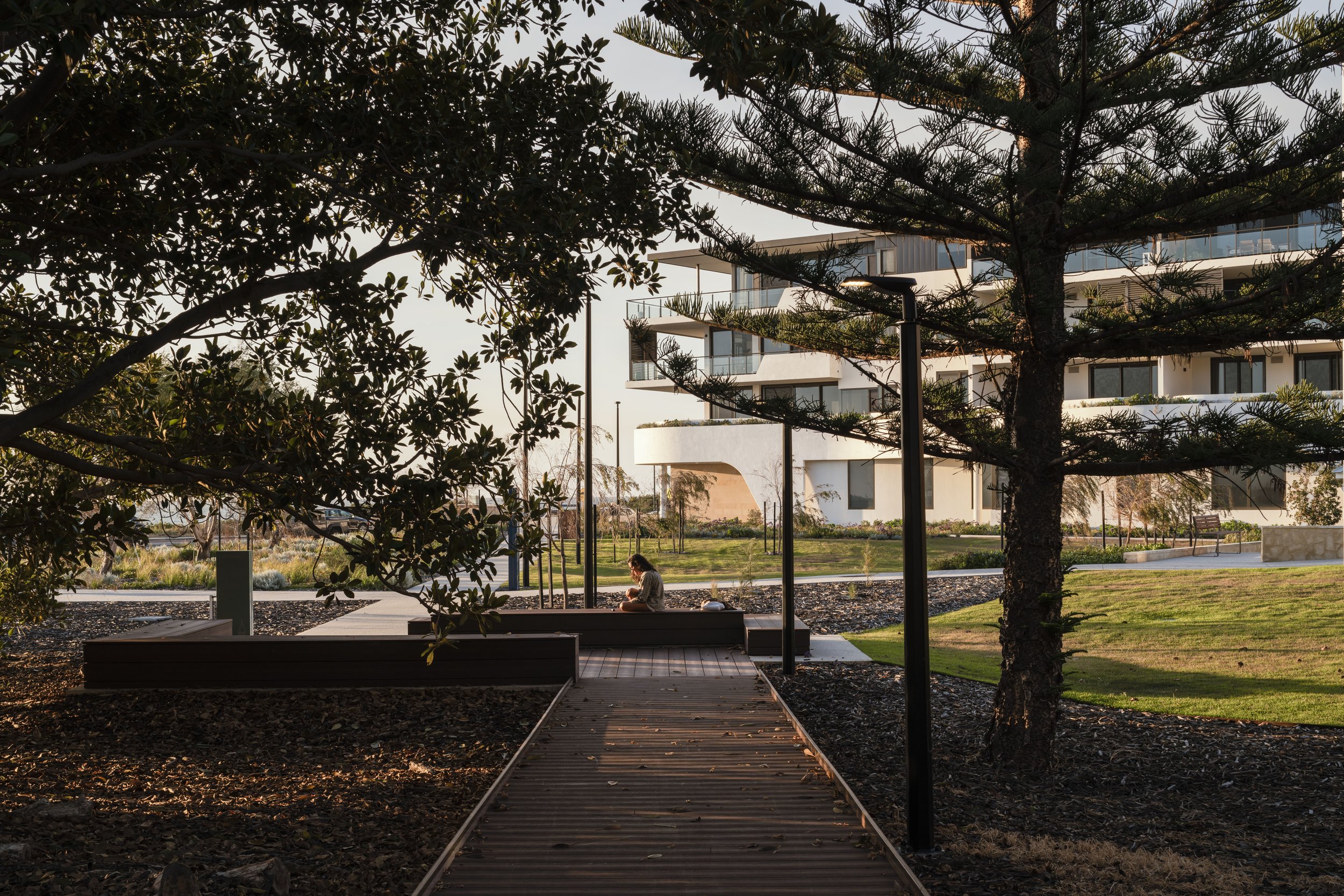 20241023_Waterfront_HamesSharley_DionRobeson-255b.jpg