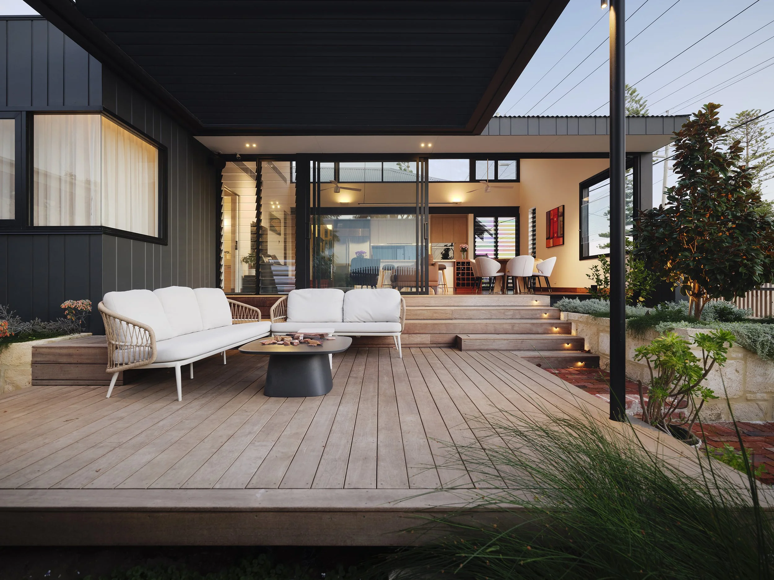 wgv2 Timber Deck Outdoor Living Garden Steps.jpg