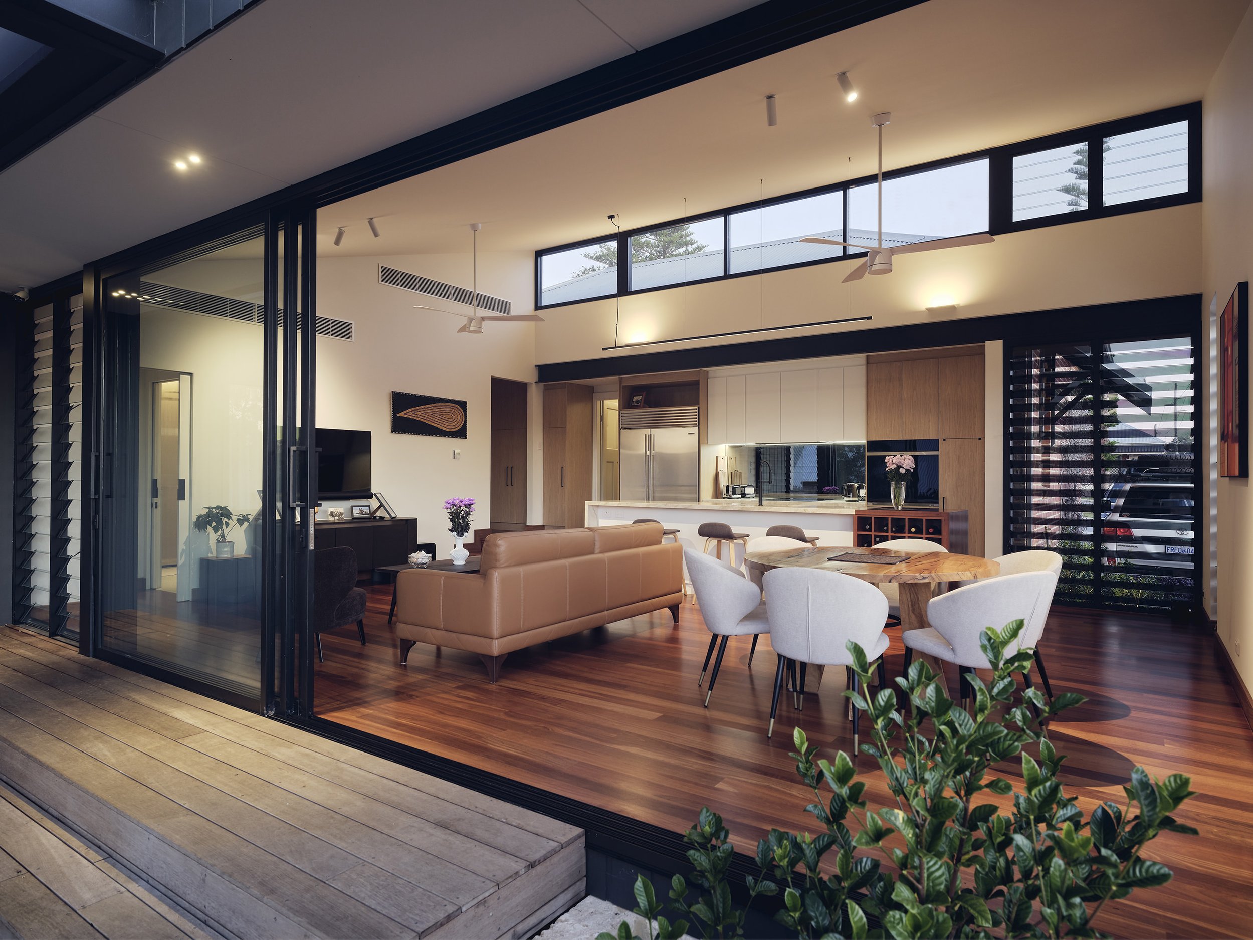 wgv2 Open Plan Living Kitchen Cross Ventilation.jpg