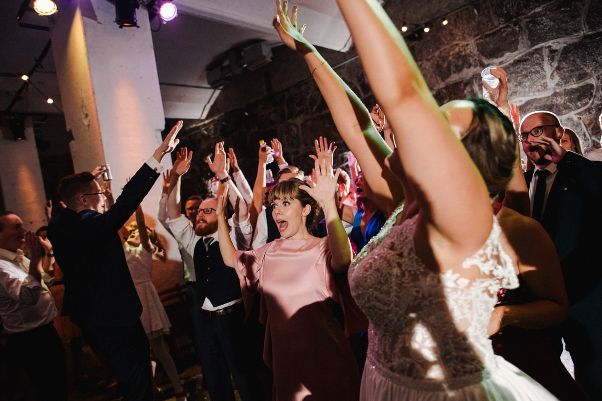 2018_Wedding_Häät_LauriHyttiPhotography (102).jpg