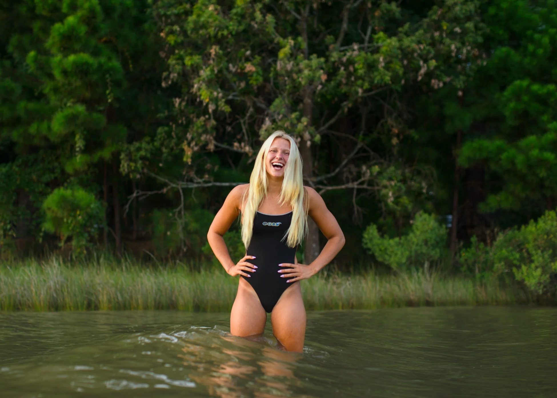 2022-Wyl-Senior-Photos-57.jpg