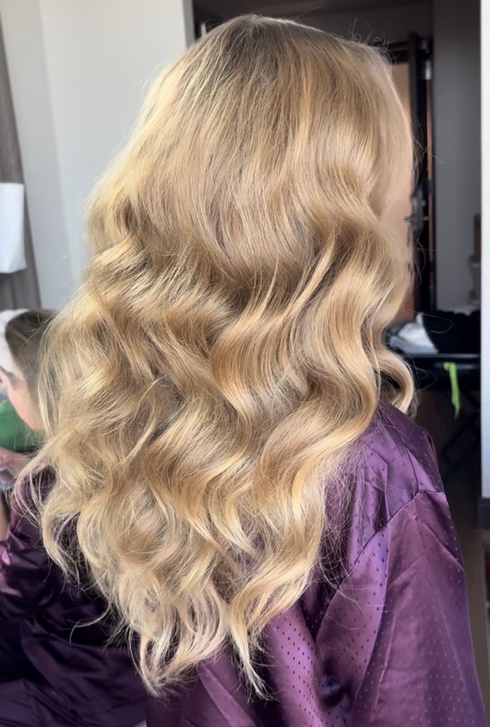 long golden blonde hair with soft bouncy glam waves
