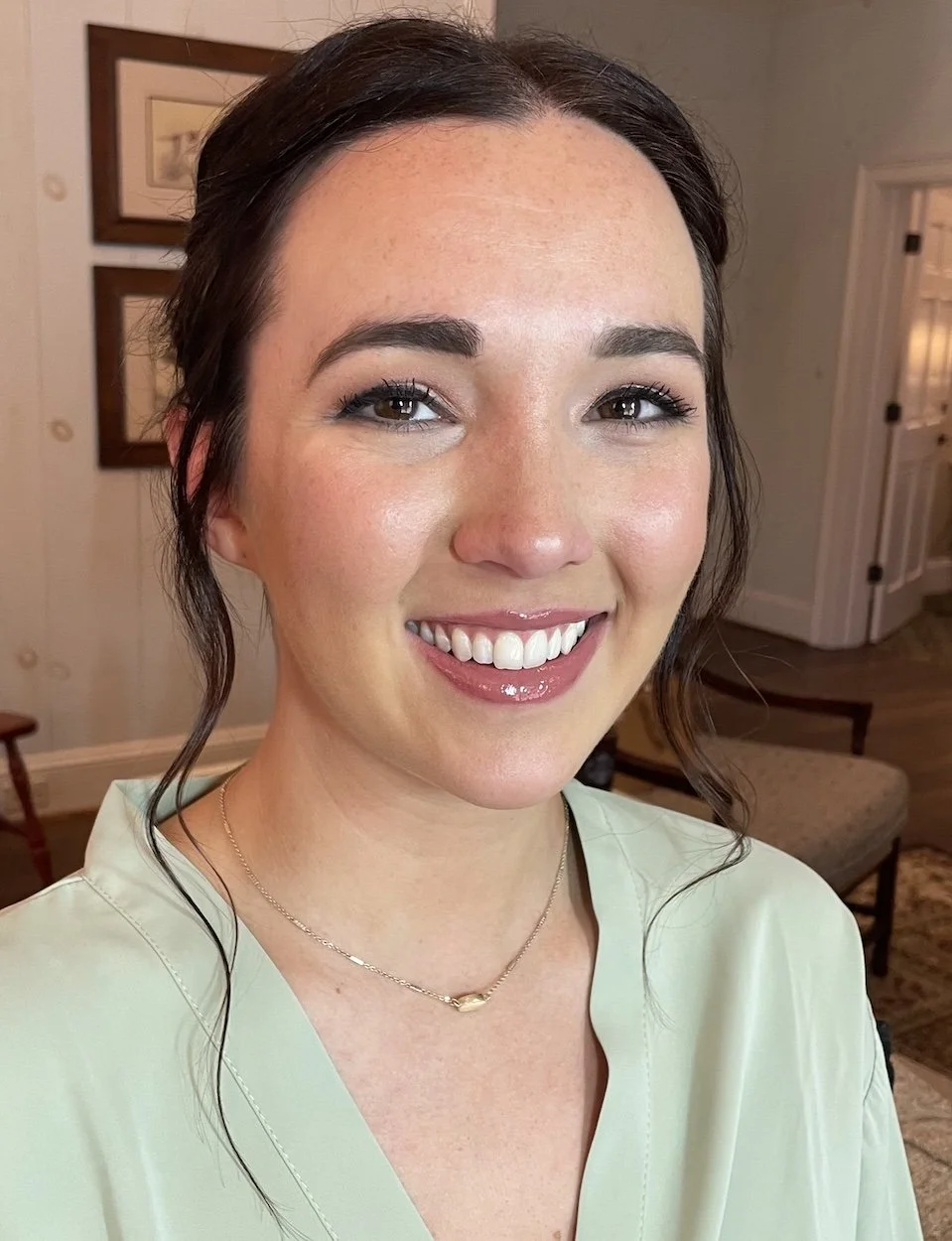 soft glowing natural makeup look for a bride with freckles