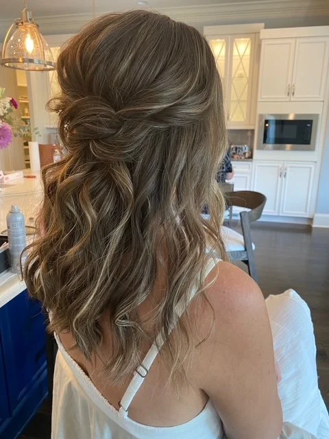 half up bridal hairstyle on fine brown hair