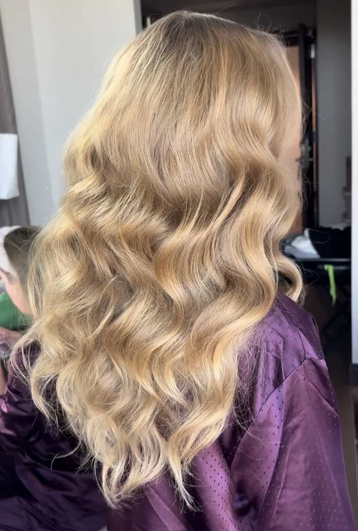 bridal inspiration for down hairstyle on blonde hair