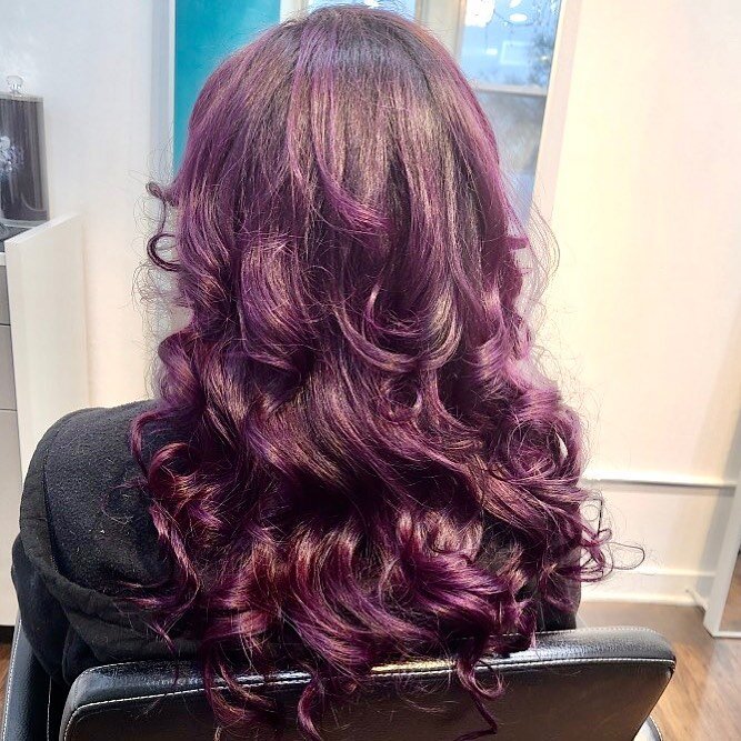 A perfect purple balayage by Deanna! 
.
.
#purple #purplehair #purplehighlights #purplehaze #purplebalayage #newcolor #art #winterhair #fashioncolor #loftsalon