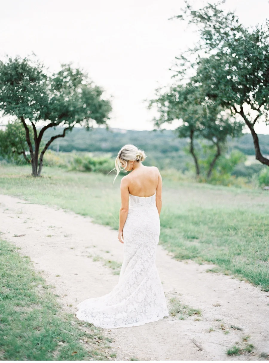 fine-art-film-bridalportraits-abrookshire16