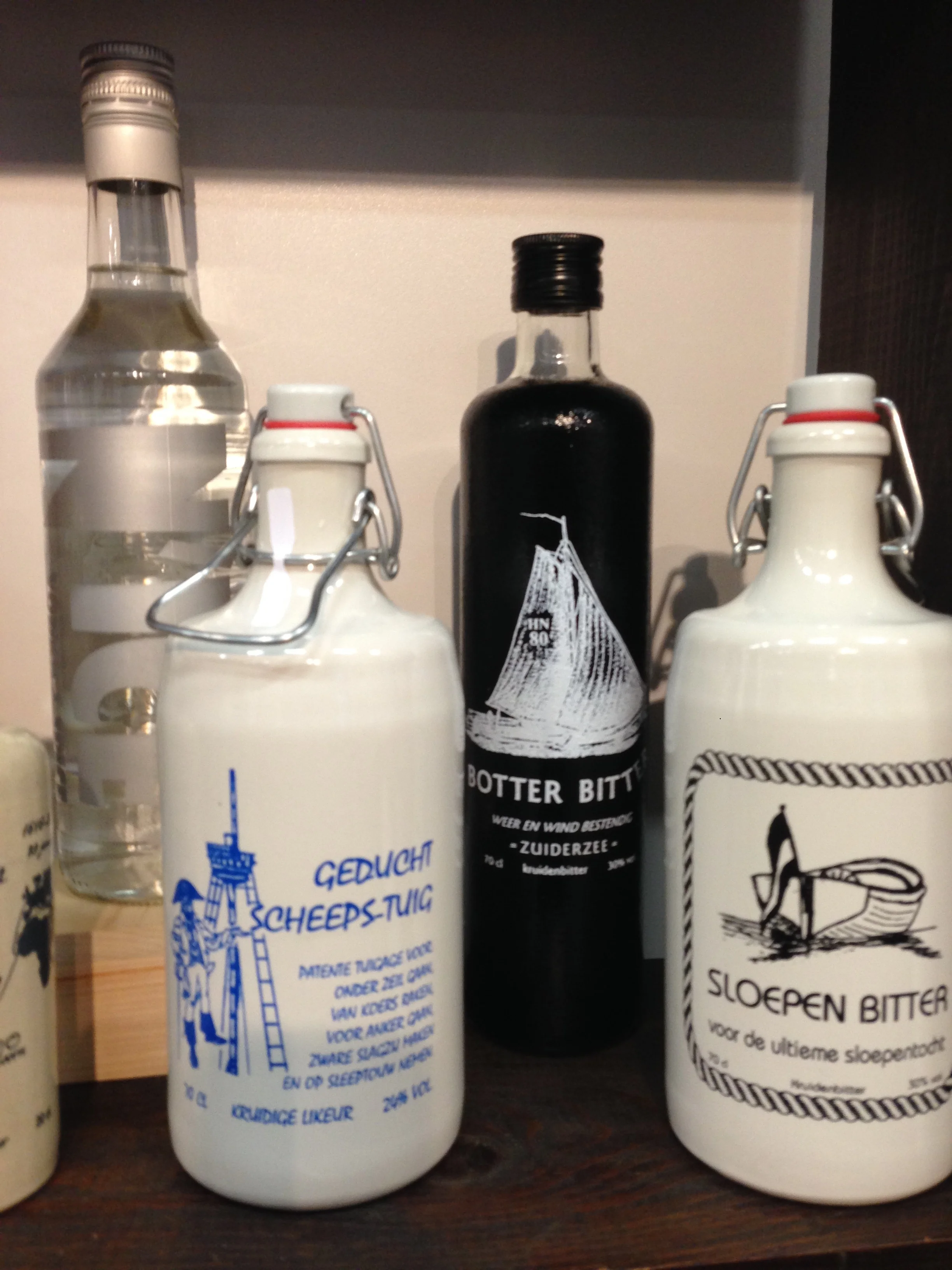 Zeefdruk op wijnflessen en kruiken