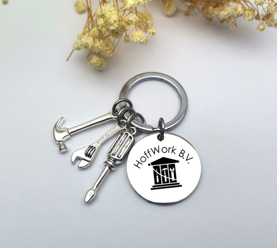 sleutelhanger met mini gereedschap.jpg