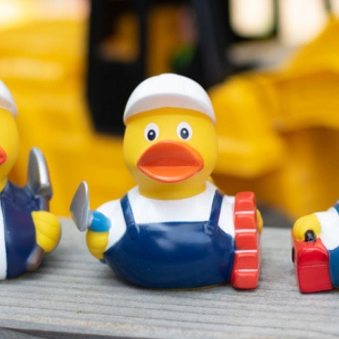 squeaky-duck-bricklayer5.jpeg (Copy)