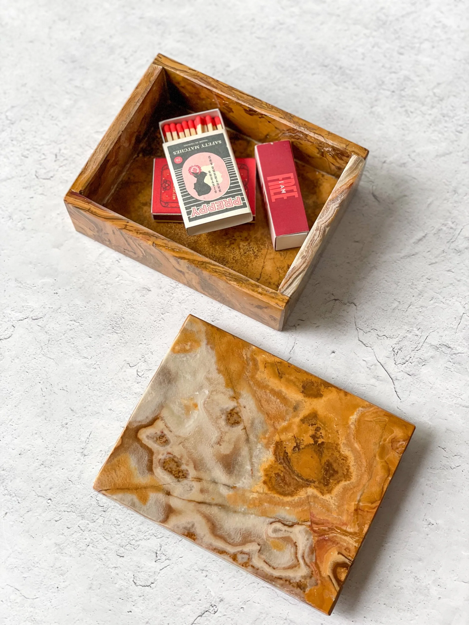 E4865B1D-D934-466E-8C6F-DEB77DD1826A