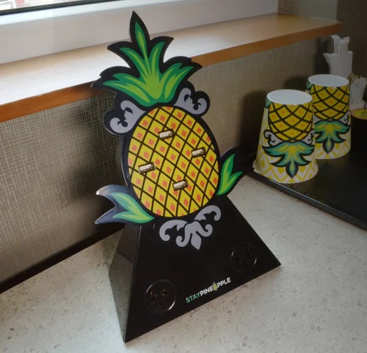 "PINEAPPLE JUICE" CHARGING STATION