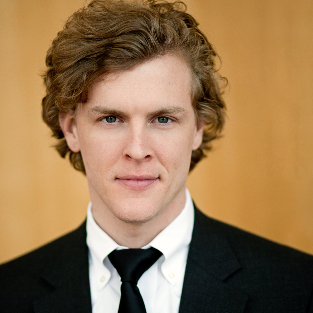 Mark Diamond Baritone Bach & Sons: At the Caf é