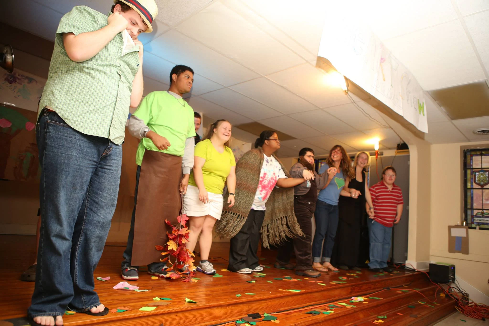 SESSION TWO: THEATRE Actress, Tara Sweeney along with other volunteers helped HEART participants produce a play adaption of The Giving Tree.