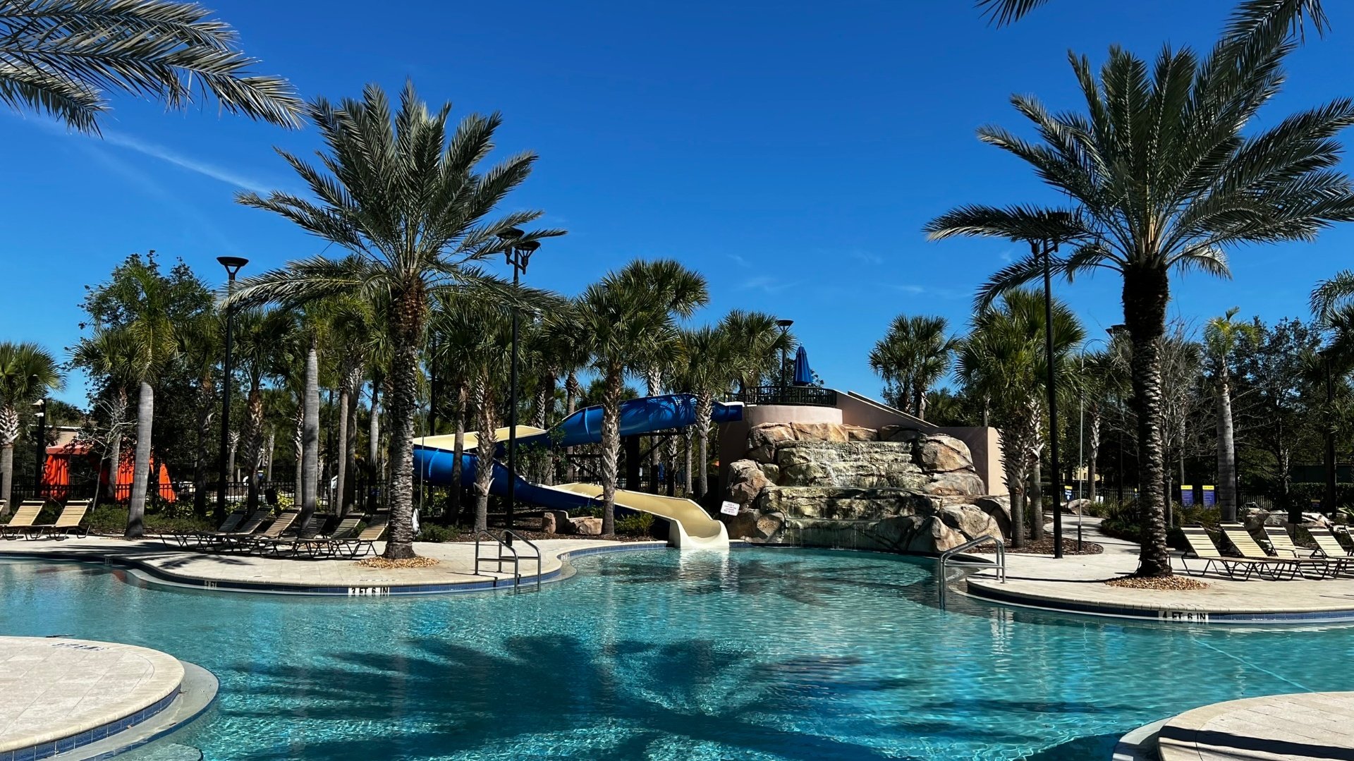 Pool Center - Resort.jpg