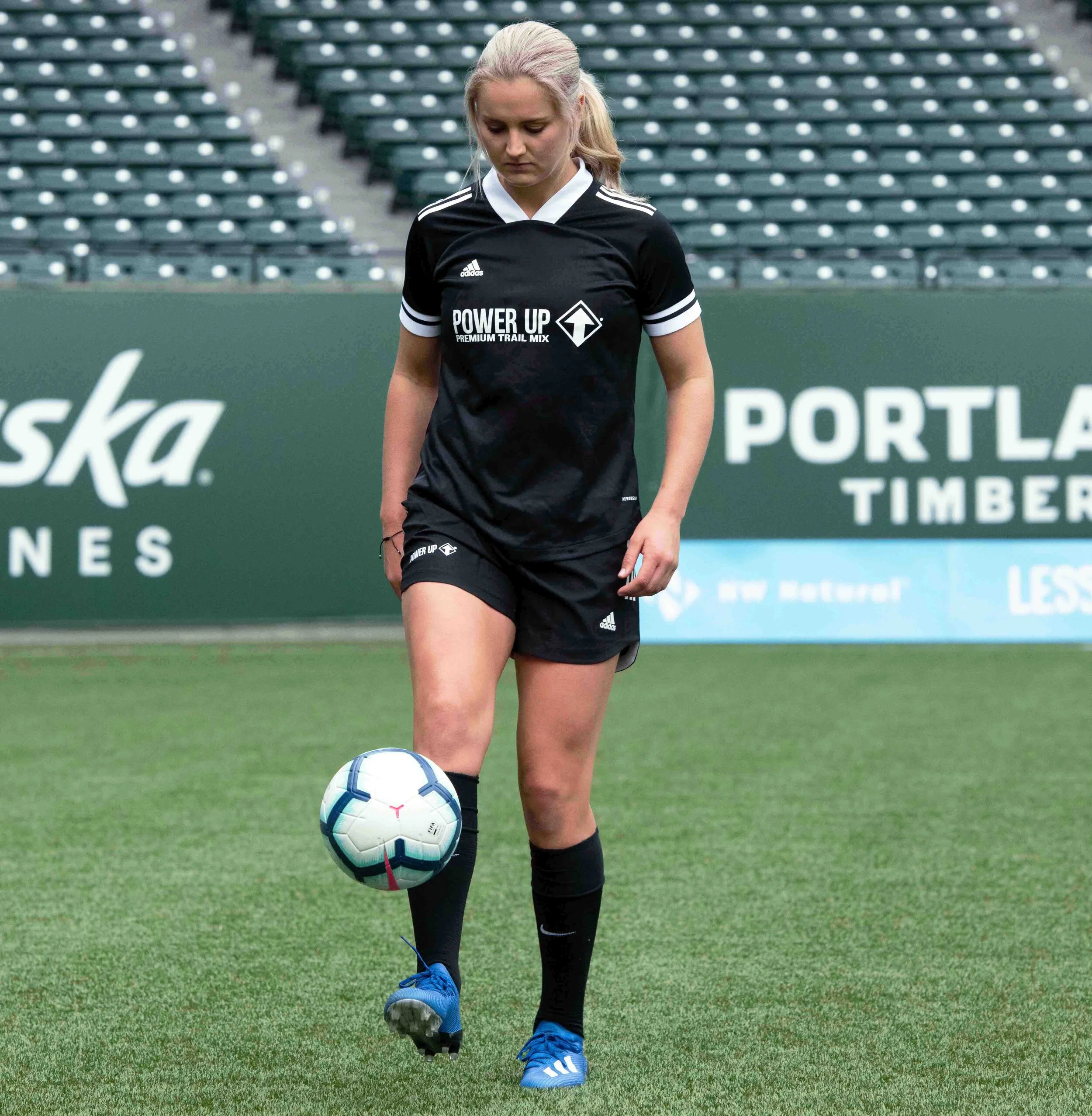 Lindsey Horan of the Portland Thorns for Power Up Snacks (Copy)