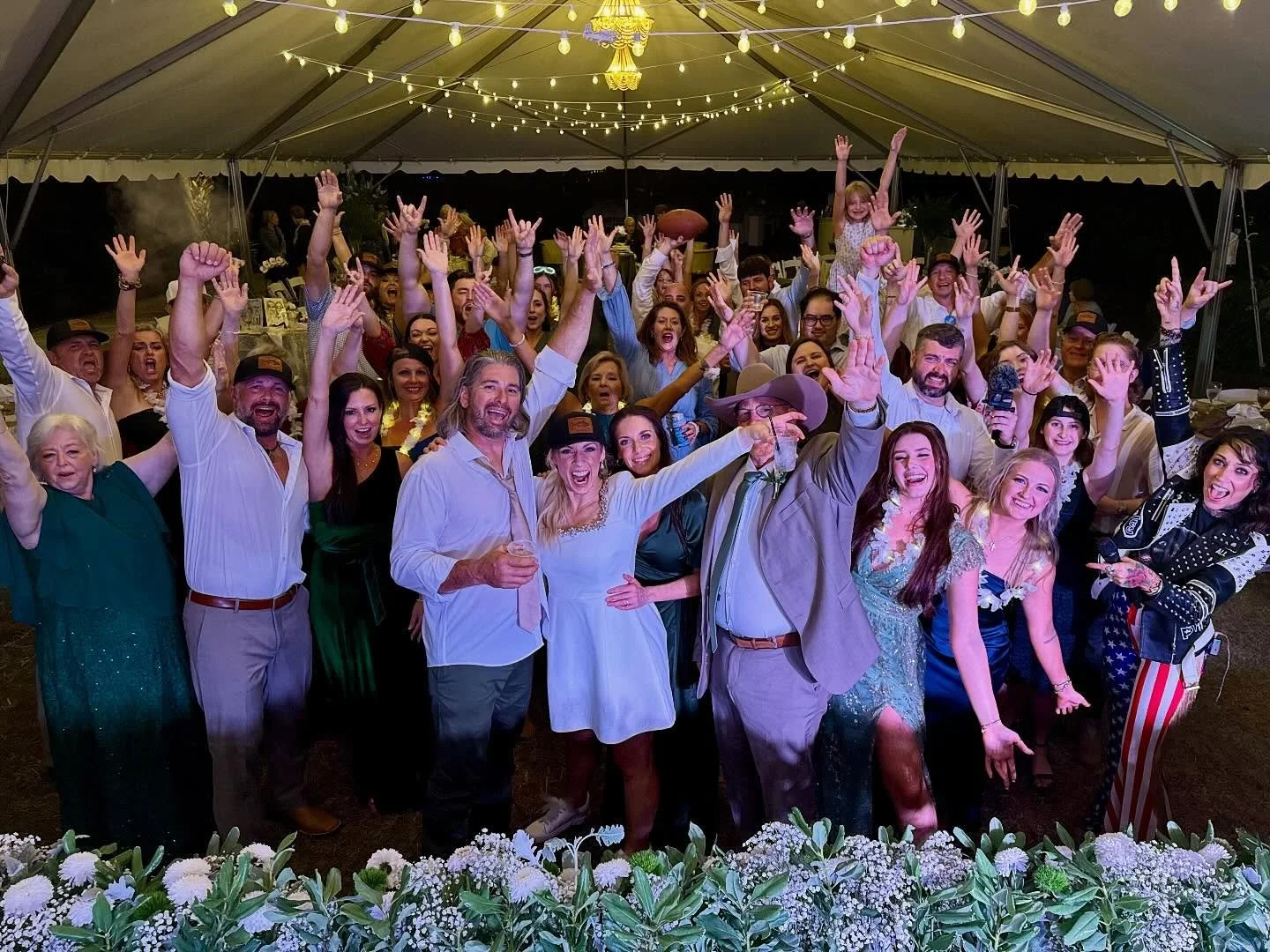 ❤️Paige &amp; Brian❤️
.
#flybyradio #wedding #weddingband #weddingentertainment #floridawedding #pensacola