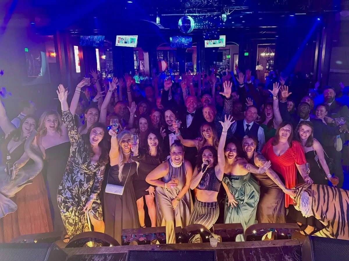 🎪BigTop GlenWood🎪
🔥Beautifully themed, 💃🏼 Great crowd, and most importantly, it was for a great cause ❤️. 
.
#flybyradio #glenwood #birmingham #autism