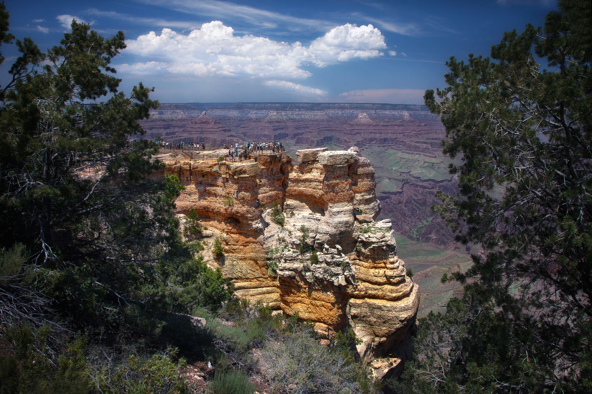 South Rim Of The Grand Canyon Viewing Point With Peoples