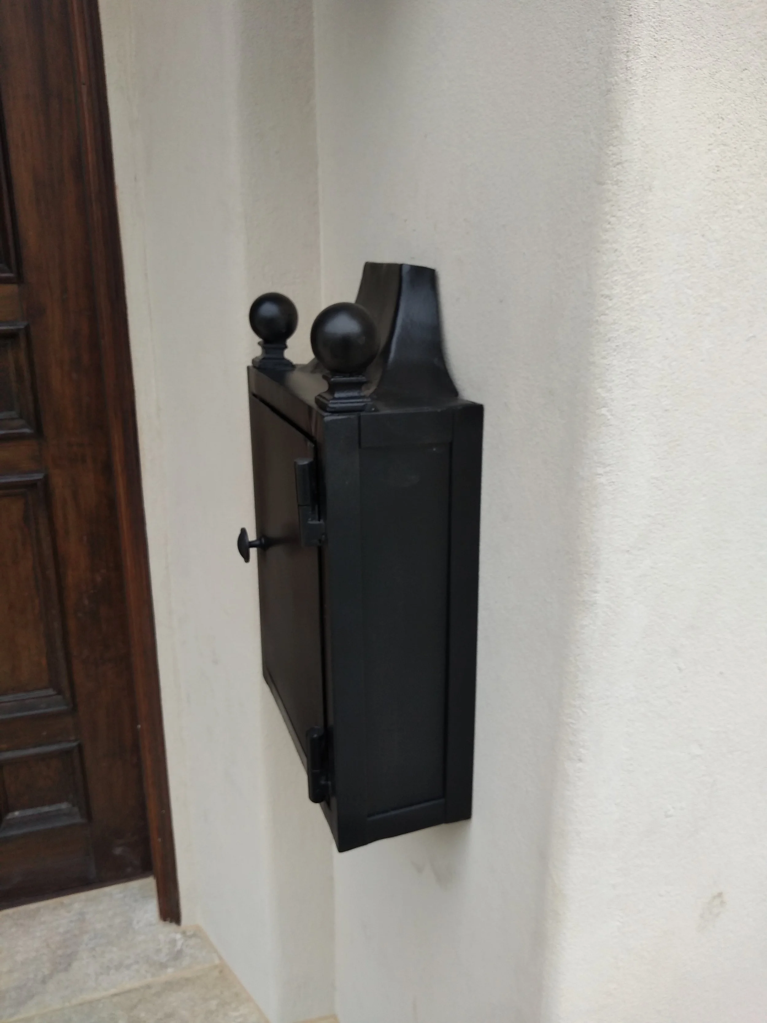 mailbox 4.jpg