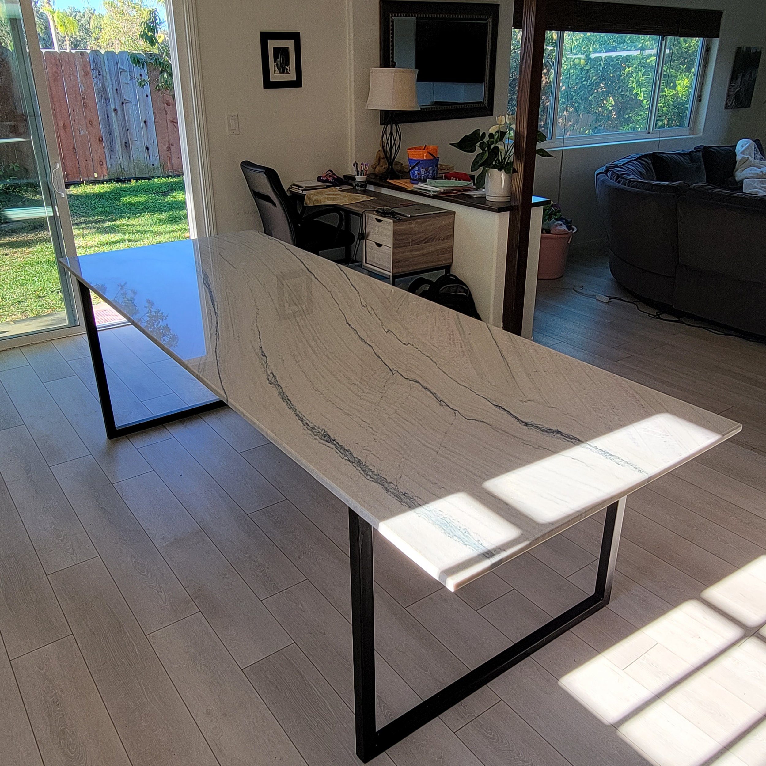 marble dining room table
