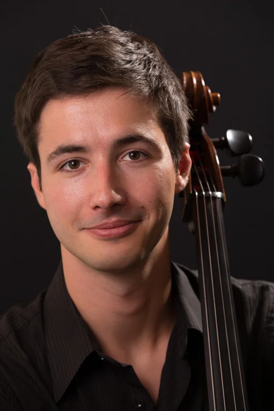 Liam Veuve - Cello