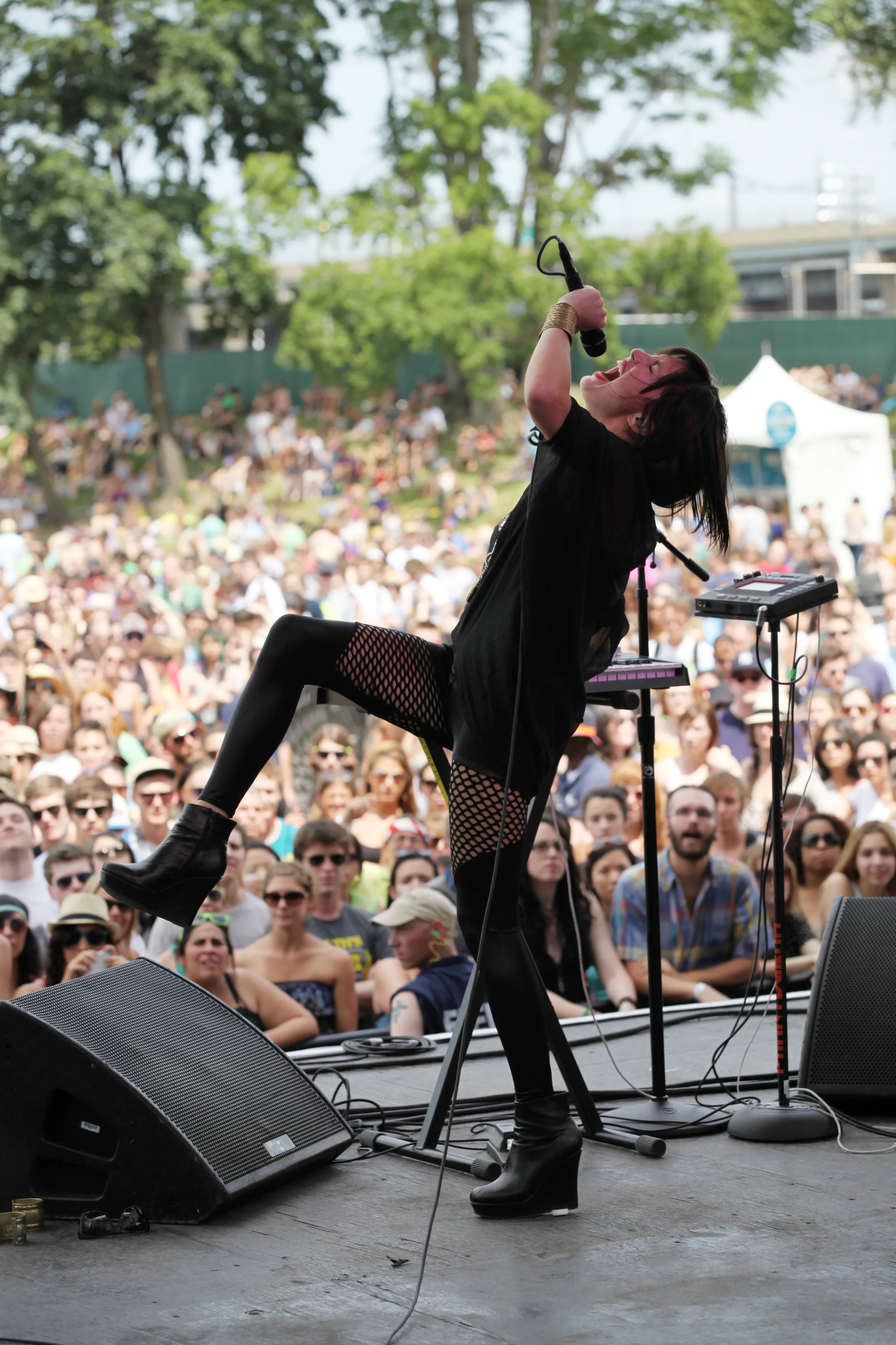 SARAH BARTHEL OF PHANTOGRAM