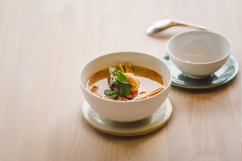  TOM YUM GOONG - Thai Hot and Sour soup with Prawns 