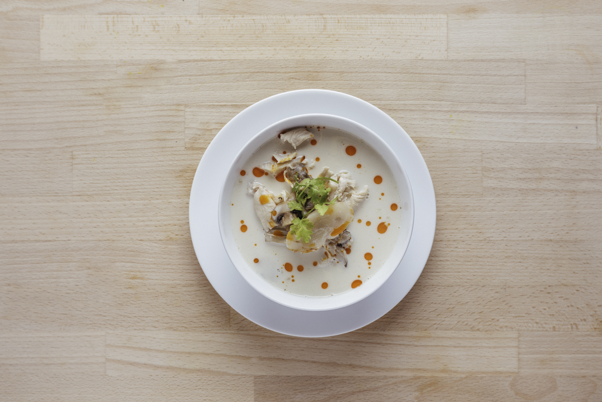 THAI COCONUT GALANGAL MUSHROOM & CHICKEN SOUP