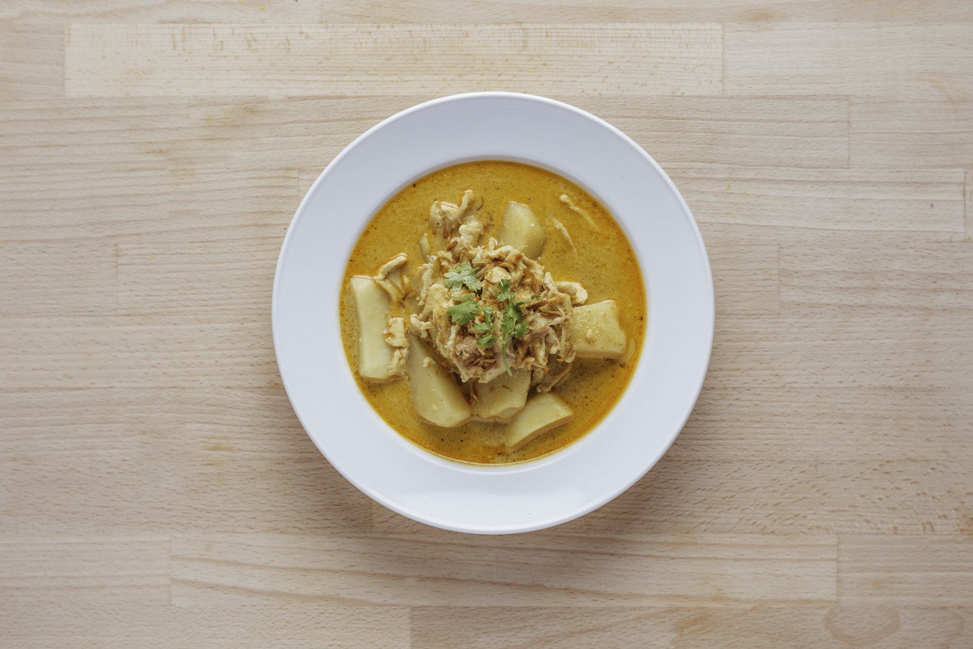 YELLOW CURRY CHICKEN