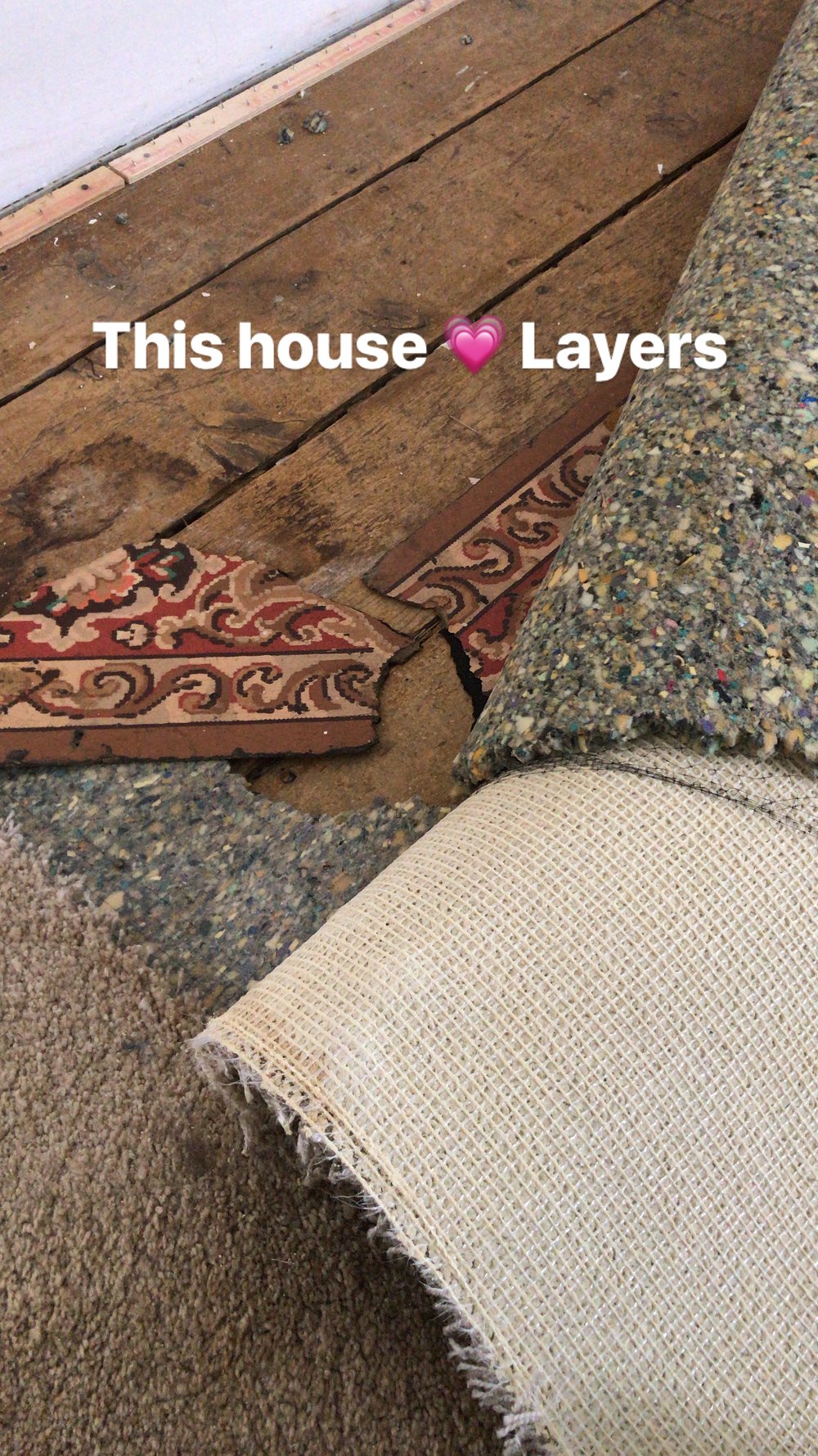 bed 1 carpet layers.JPG