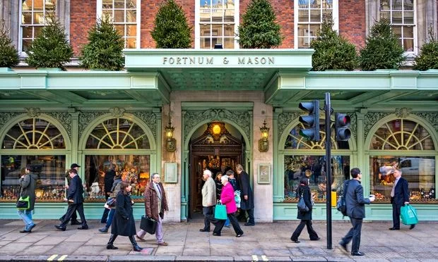 FORTNUM & MASON