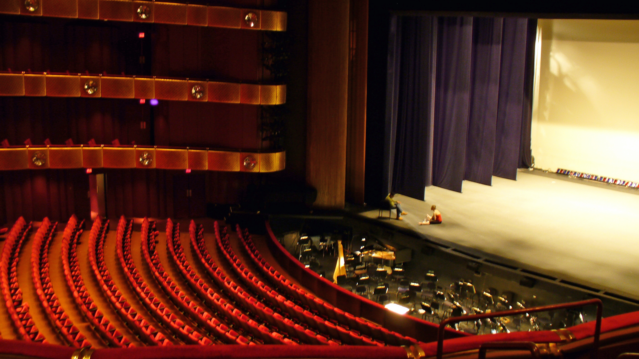 New_York_State_Theater_by_David_Shankbone.jpg