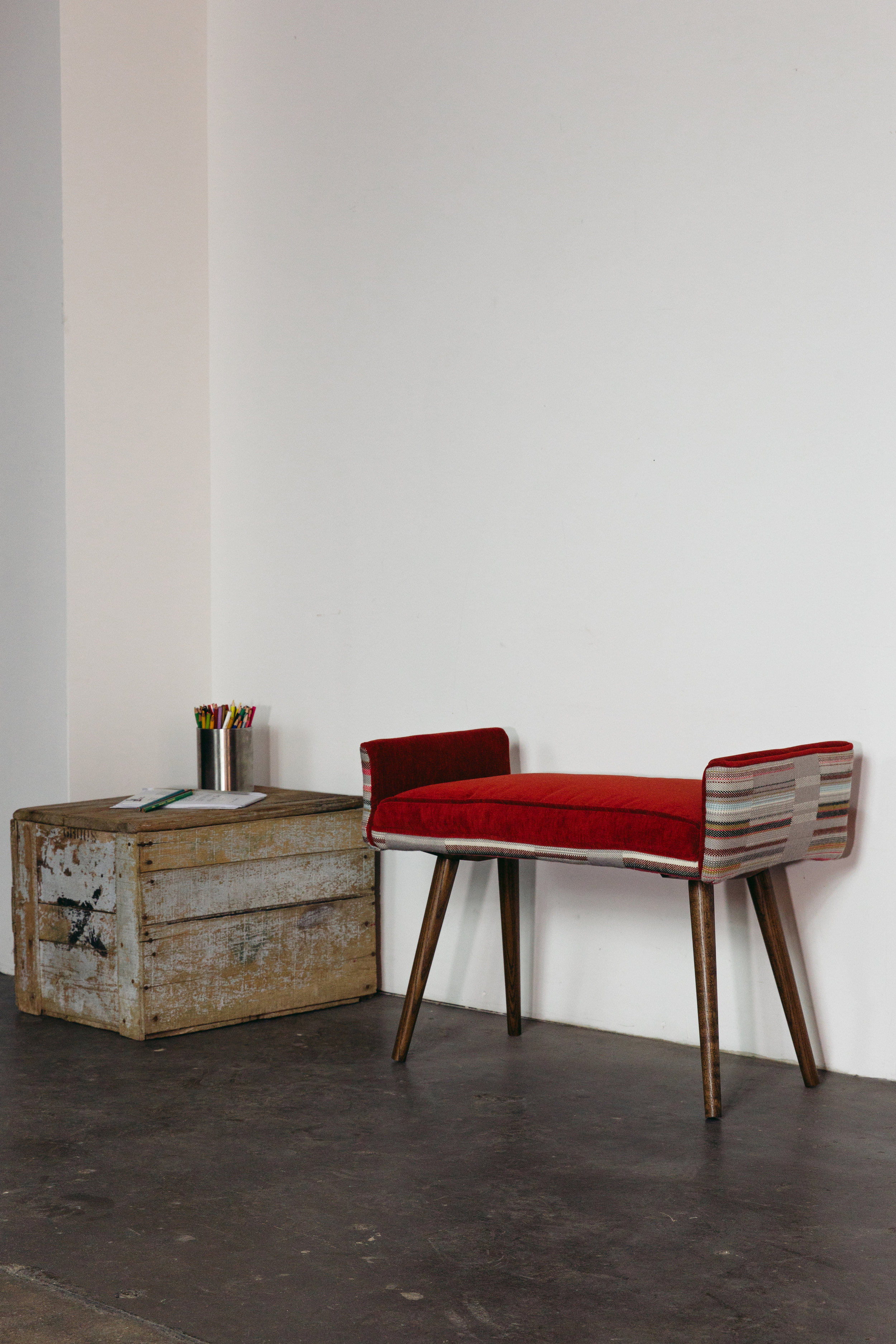 FiveFingerFurnishings_BacklessVanitySizedStool_GrayGeometricRedFlame_2.jpg