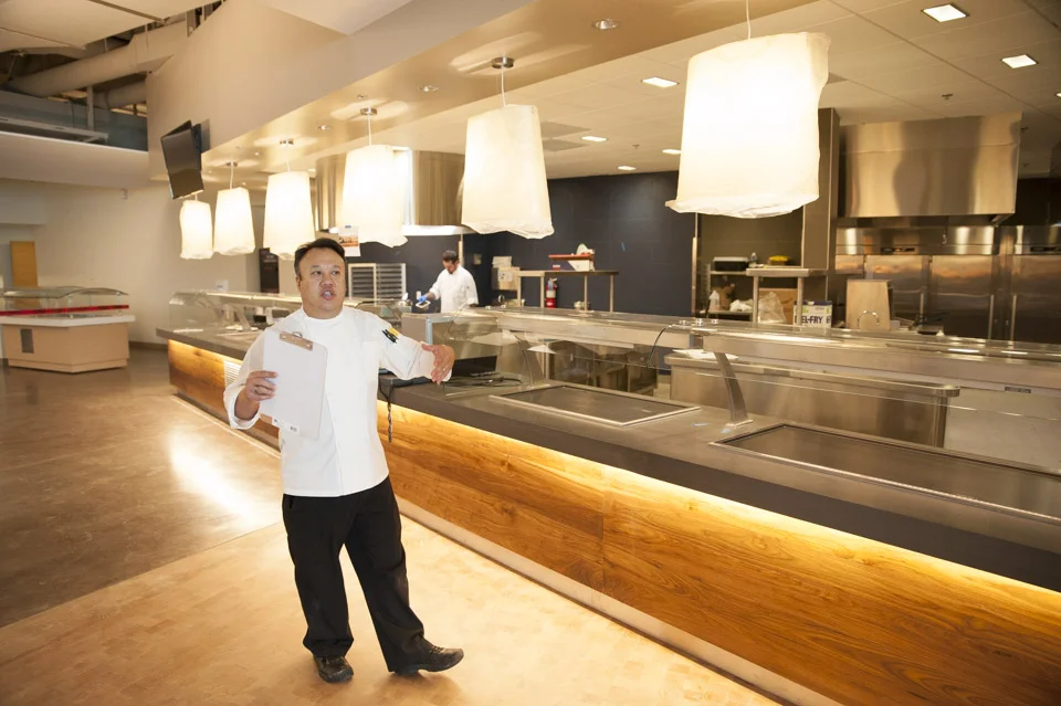 STAR // Connor Gibson Chef Shaun Dayton has stepped in as interim Executive Chef at Sonoma State upon Eric Lee’s (pictured above) departure.