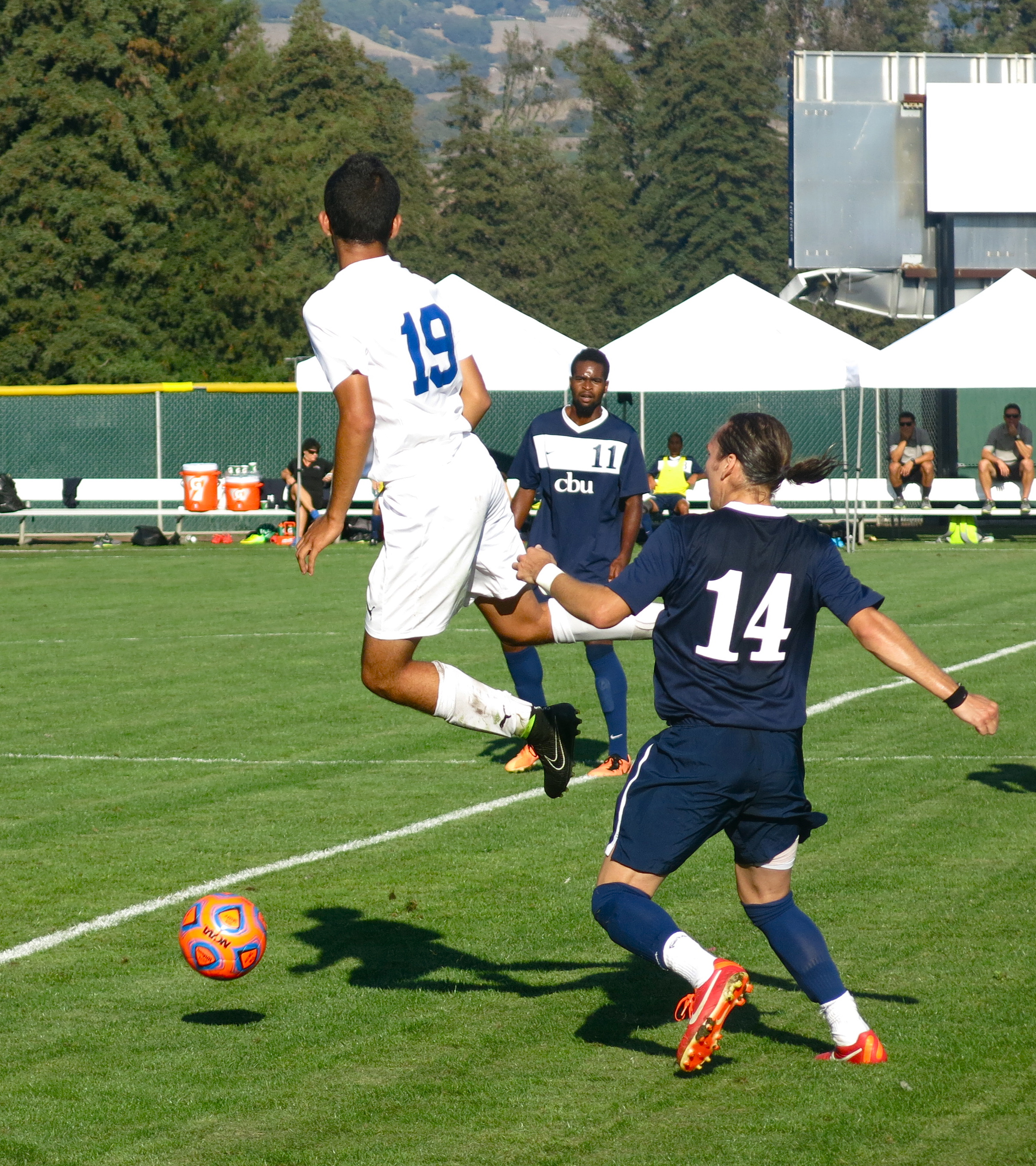 STAR // Maud Busson Freshman Armando Coronel gains possession of the ball. 