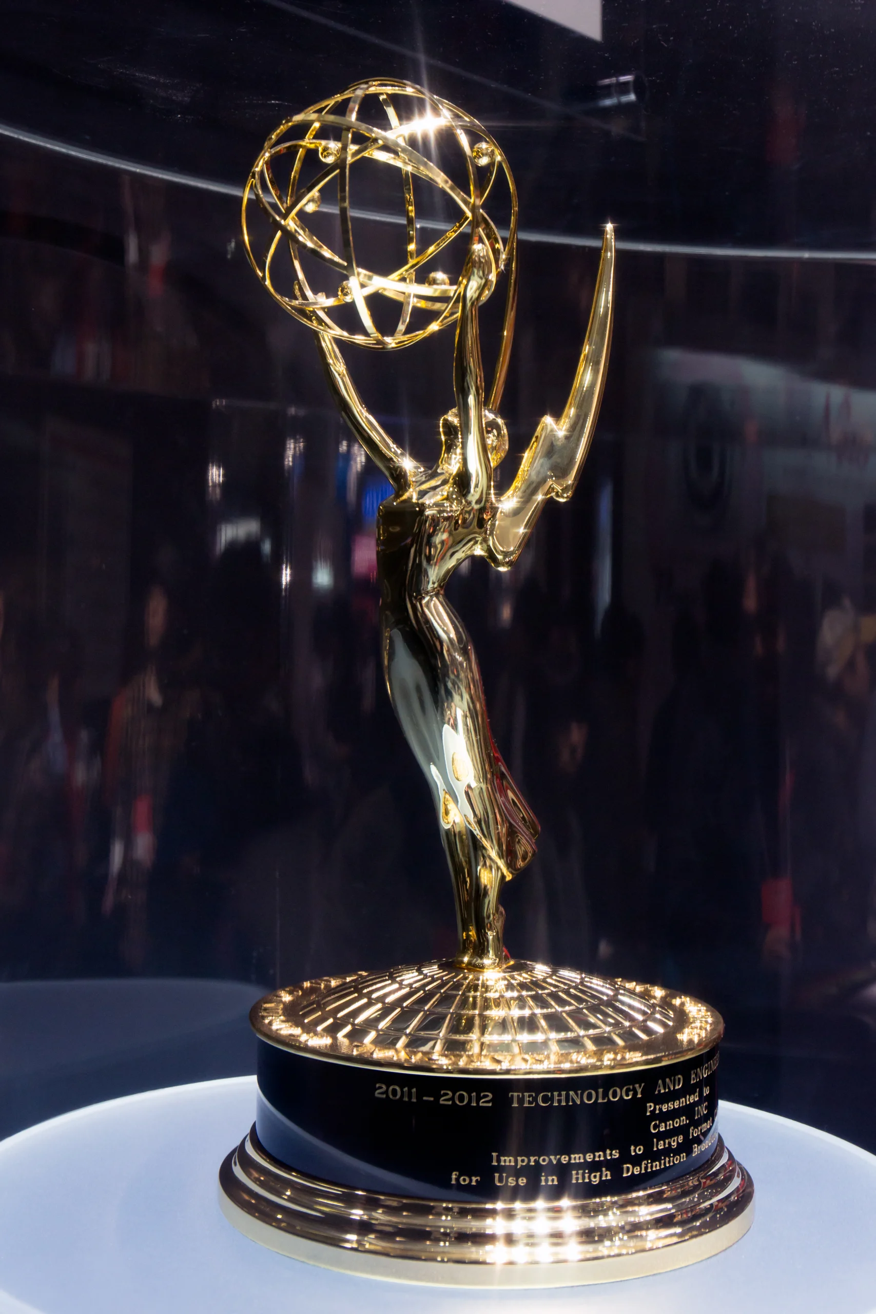 Breaking Bad,' 'Modern Family' win big at Emmys — Sonoma State Star - The  university's student-run newspaper