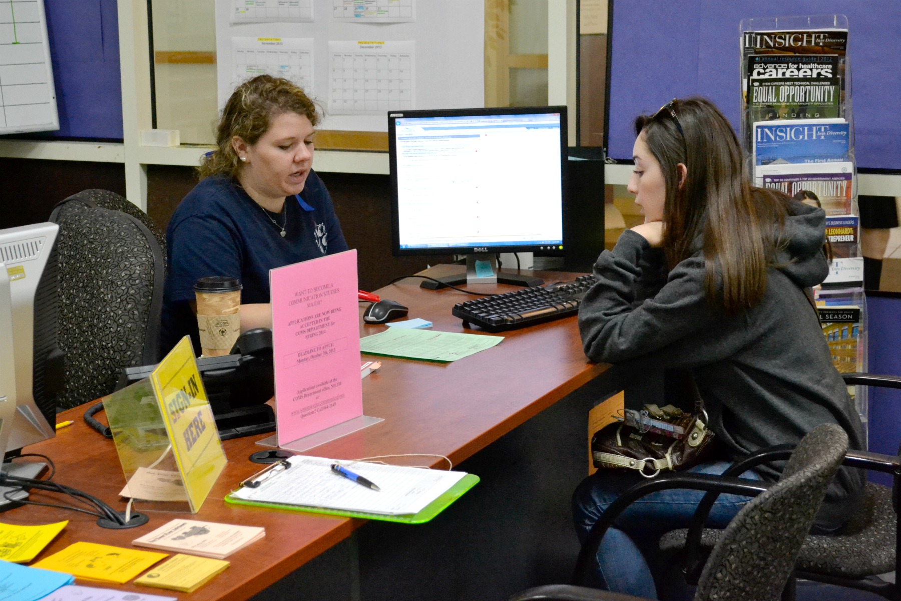 STAR // Lina Raffaelli Peer advisor Lauren Dillier helps students figure out which requirements they need to complete and the best way to do it.