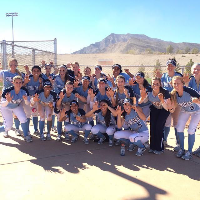 facebook.com The team poses after going 5-0 in the Desert Stinger Tournament in Las Vegas, Nev.