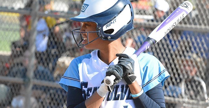 sonomaseawolves.com, STAR // Connor Gibson Senior infielder Ancia Purdy waits for the pitch to come in.