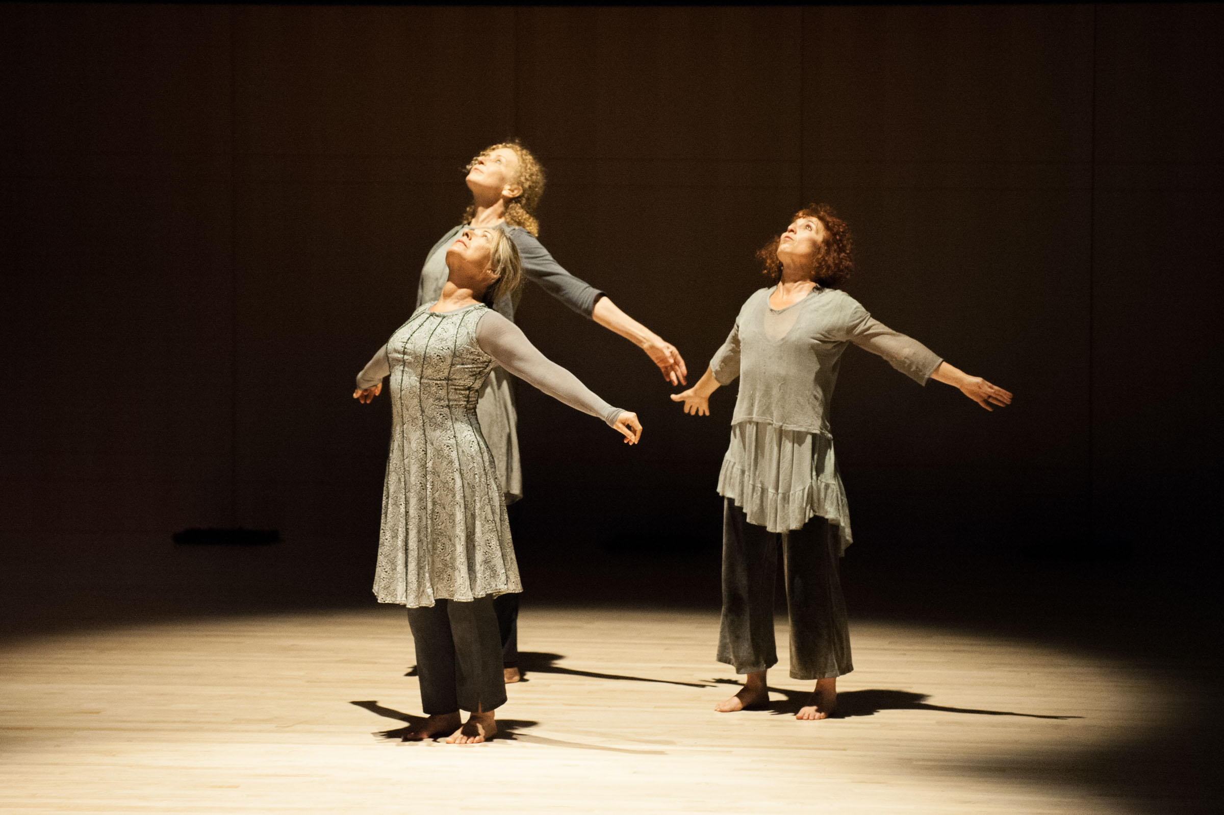 STAR // Connor Gibson During Thursday’s “What is Veiling” lecture, a dance performance showed the audience the sisterhood and complexities of veiling. 
