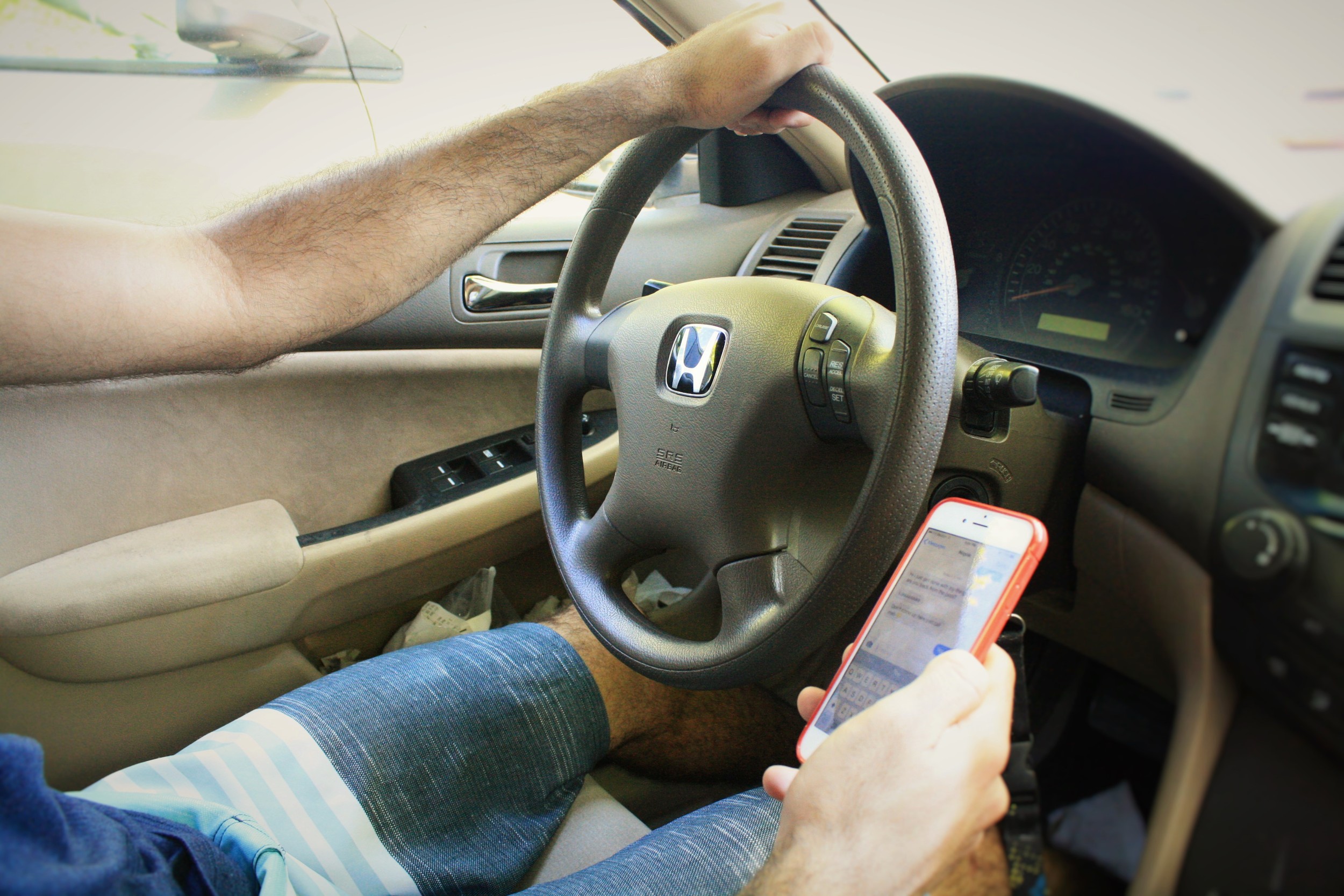 STAR // Niquie Wilson Texting while driving is a common occurence among college students and the most recent media campaign, #JustDrive discourages distracted driving.