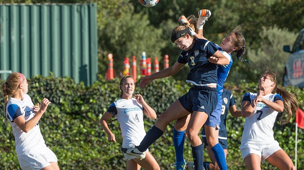 COURTESY sonomaseawolves.com Goalkeeper Ashley Luis makes her best attempt to protect her goal against UC San Diego. Despite the loss, the Seawolves still earned an at-large bid for the NCCA Division II tournament. 