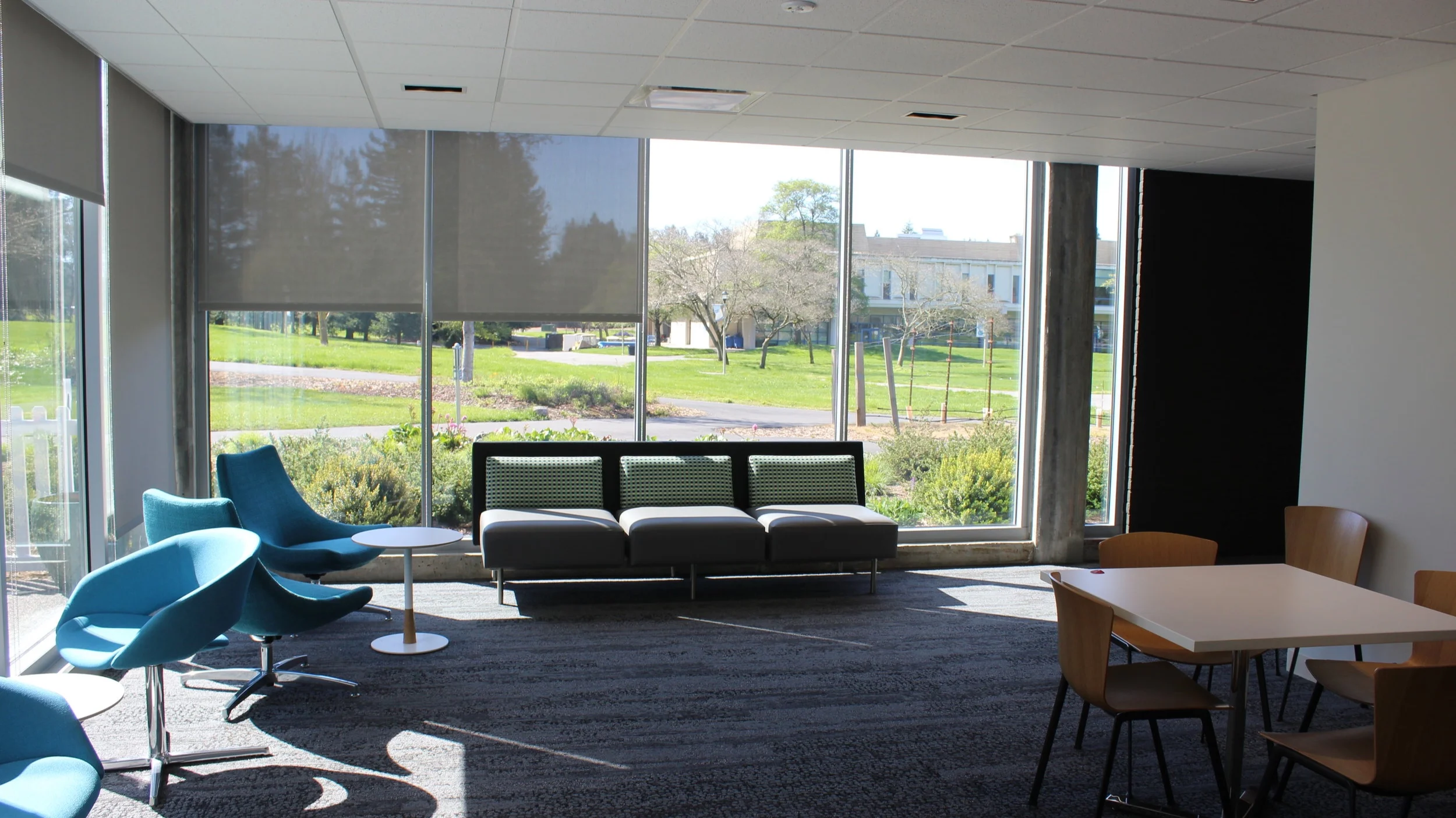 STAR // Christine von Raesfeld A quiet study space on the inside the Wine Spectator Learning Center.