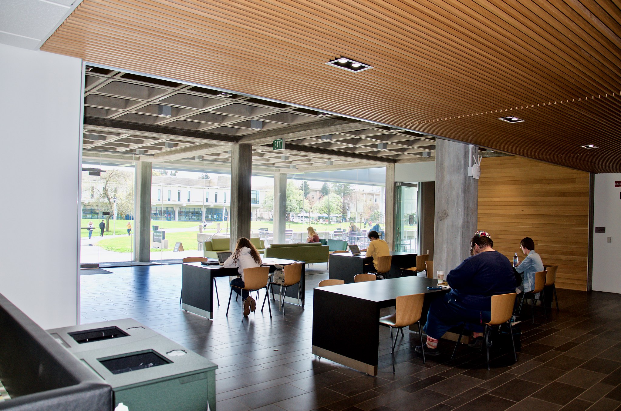 Students gather in the main room of the Learning Center, which also offers food and drinks, to study and socialize.