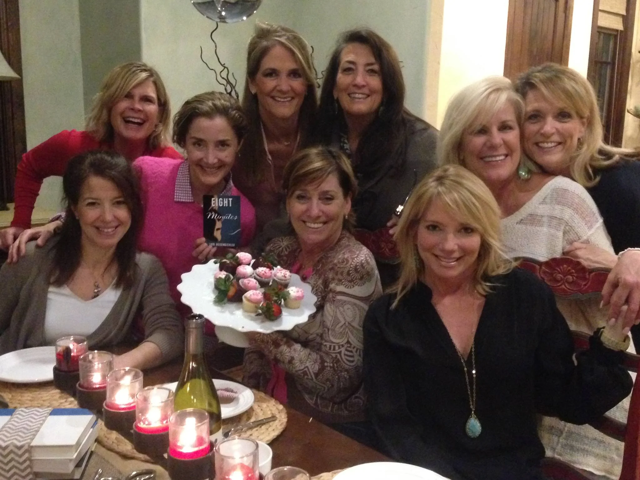 Now these are some Lit Chicks!