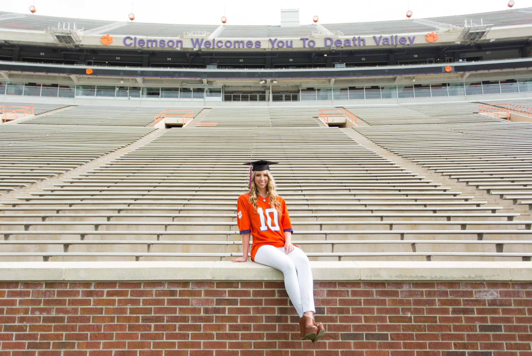 Kallimarie McLaughlin-Clemson University Senior Photos_2017-8108.jpg